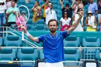 Medvedev recupera el ritmo ganador con el título en Miami