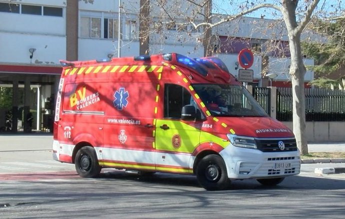 Archivo - Vehículo de bomberos de Valncia
