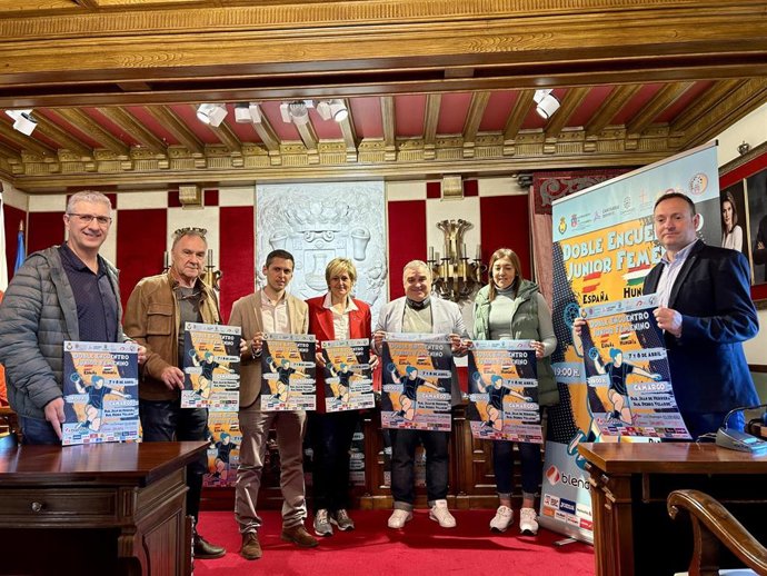 Rueda de prensa para presentar el doble encuentro de balonmano junior femenino España-Hungría.
