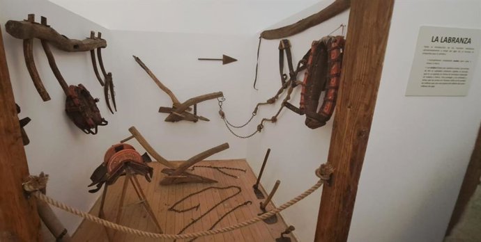 Mombeltrán (Ávila) abre las puertas del Museo Etnográfico 'Villa de El Colmenar'.