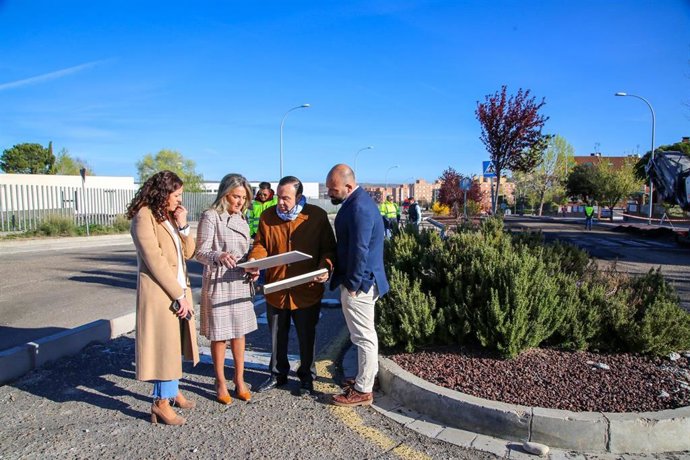 El Ayuntamiento va a ejecutar la reforma integral de las calles Arles, Vía Tarpeya y Ventalomar.