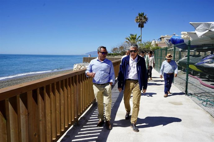 Visita al tramo de la Senda Litoral que conecta Rincón de la Victoria y Vélez-Málaga.