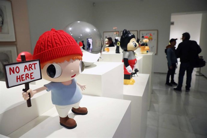 Archivo - Casi 14.000 personas pasan por el Centro Cultural Fundación Unicaja de Málaga para visitar Mr. Günter, The Cat Show de Javier Calleja.