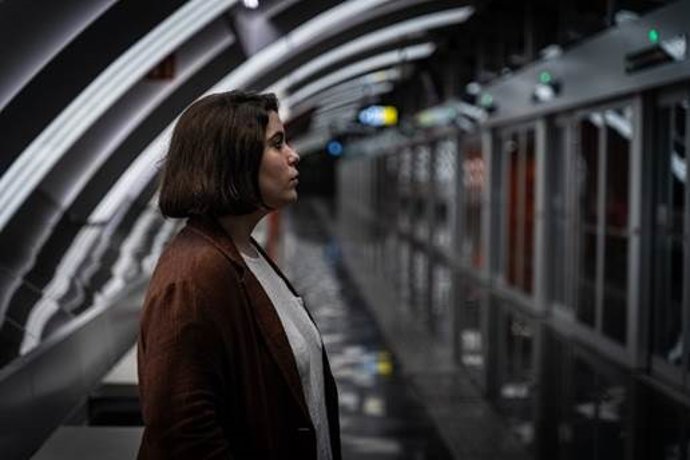 Mujer Joven en la ciudad