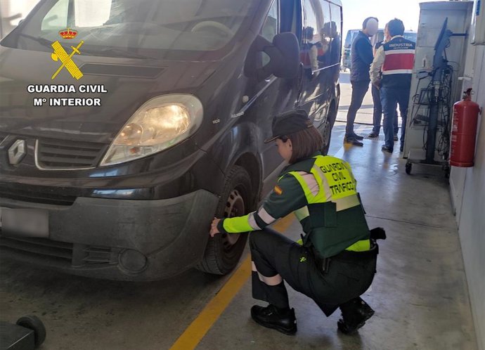Imagen de la actuación de la Guardia Civil