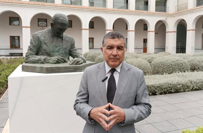 El coordinador de la Oficina Económica del PSOE de Andalucía, Gaspar Llanes.