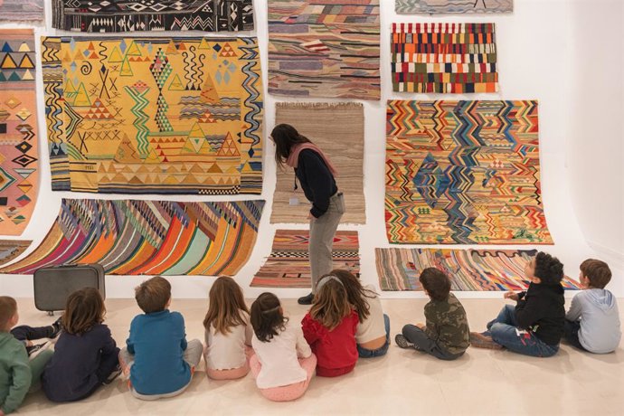 Archivo - El IVAM propone actividades familiares, cine, performance y visitas comentadas a sus exposiciones durante las vacaciones de Pascua