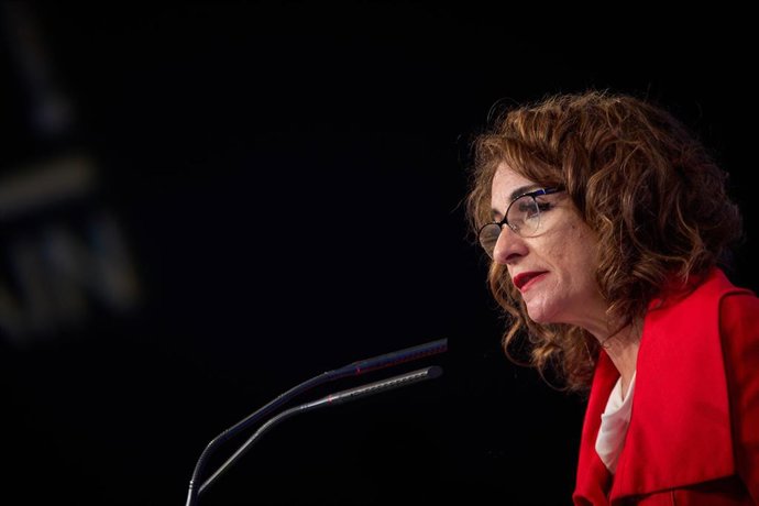 La ministra de Hacienda y Función Pública, María Jesús Montero.