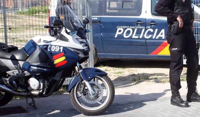 Agentes de la Policía Nacional, en Valladolid capital.