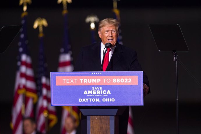 Archivo - 07 November 2022, US, Vandalia: Former US President Donald Trump speaks during a rally at the Dayton International Airport, ahead of the 2022 United States midterm elections held on 08 November 2022. Photo: Jintak Han/ZUMA Press Wire/dpa