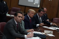 Trump insiste en su inocencia y pide que se retiren los cargos: "Nuestro país se va al infierno"