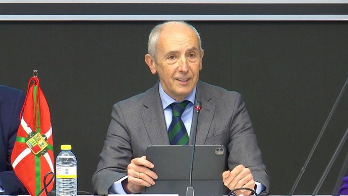 Archivo - El consejero vasco de Seguridad, Josu Erkoreka
