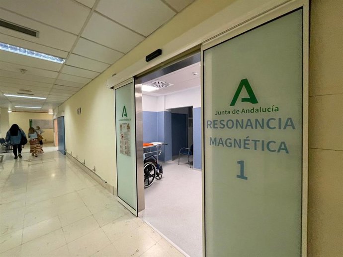 El Nuevo Equipo De Resonancia Magnética Del Hospital Virgen De La Victoria Comienza A Funcionar