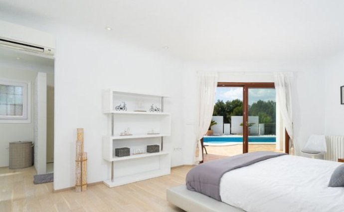 Propiedad de tres habitaciones con aire acondicionado en Moraira