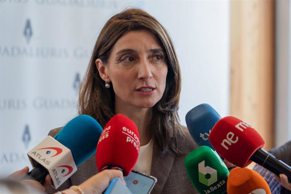 la ministra de Justicia, Pilar Llop, atiende a los medios de comunicación, a 31 de marzo de 2023 en Sevilla, (Andalucía, España).