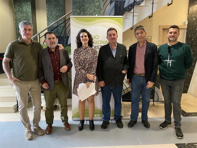 El Colegio de Periodistas presenta al Instituto Cervantes la propuesta de la candidatura de San Fernando como sede de la Conferencia Mundial de Libertad de Prensa de la Unesco