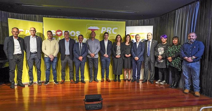 El presidente de Cantabria y  líder del PRC, Miguel Ángel Revilla, en la presentación de los 14 candidatos a las alcaldías de la comarca Asón-Agüera