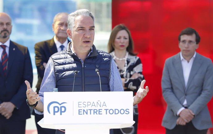 El coordinador general del PP, Elías Bendodo, este miércoles en un acto en Málaga.