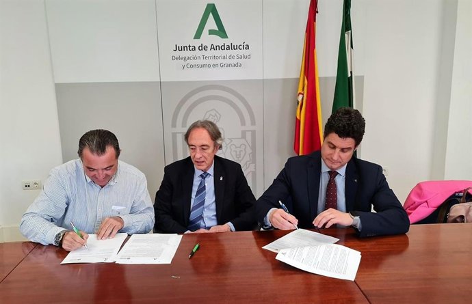 Convenio del Clínico y la Fundación Espadafor para actividades para menores hospitalizados