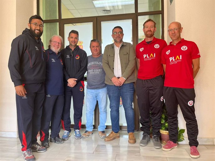 Acuerdo de patrocinio del Club de Cricket Granada-Vegas del Genil