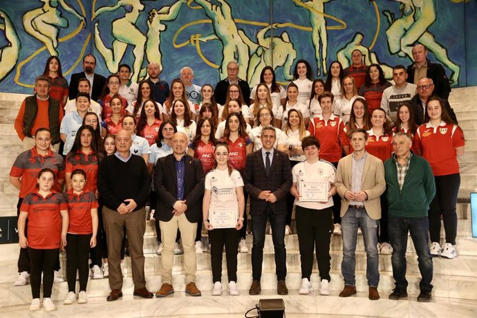 Presentación de la Liga de Bolos Femenina en el Palacio de Festivales