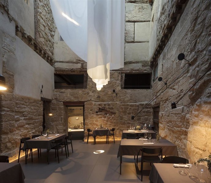 Archivo - Patio comedor del restaurante 'Nublo' de Haro