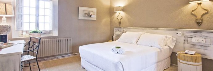 Imagen de una de las habitaciones de uno de los hoteles que forman parte de la Asociación de Hoteles de Pamplona