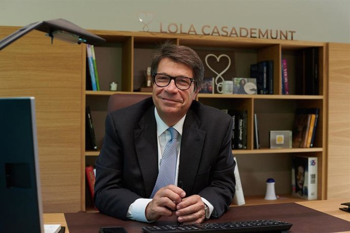 El ceo de Lola Casademunt, Paco Sánchez