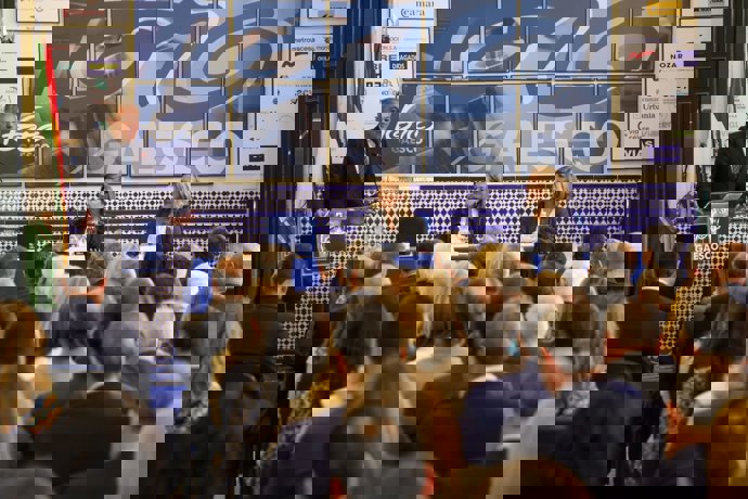 Sanz presenta su proyecto 'Sevilla Acelera', en materia de urbanismo, durante el Foro Gaesco