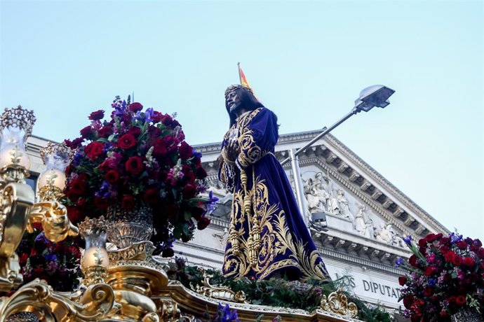 Archivo - Procesión de Jesús de Medinaceli, a 15 de abril de 2022, en Madrid (España). La procesión de Jesús Nazareno de Medinaceli es de las más populares de la Semana Santa en Madrid, con asistencia de decenas de miles de personas. La tradicional proc