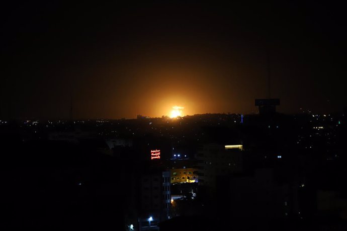 Imatge dels bombardejos de les Forces de Defensa d'Israel (FDI) a la Franja de Gaza