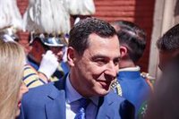 Moreno celebra la estabilización del incendio de Tarifa (Cádiz) y llama a "extremar precauciones" ante el alto riesgo