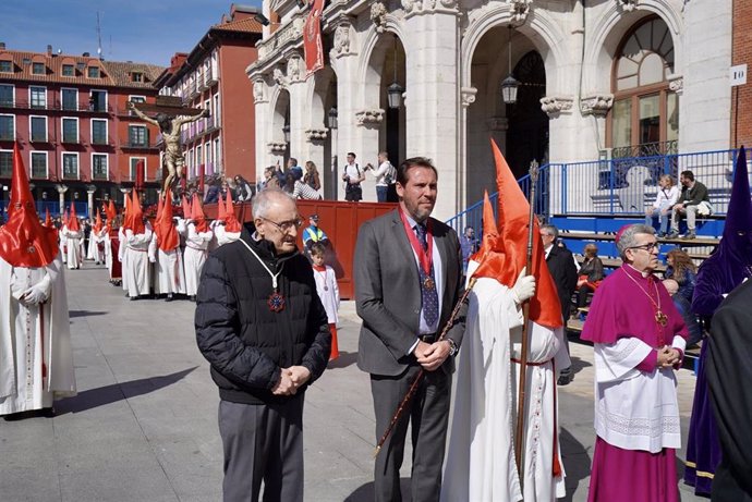 El alcalde de Valladolid, Óscar Puente, asiste al Pregón de las Siete Palabras