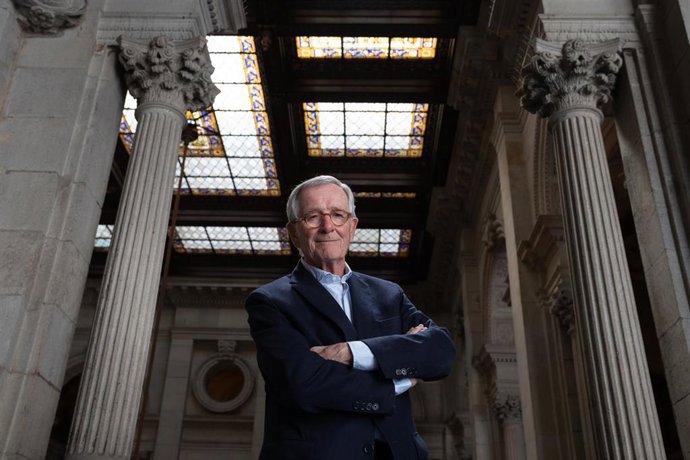 El candidato de Junts a la alcaldía de Barcelona, Xavier Trias, posa durante una entrevista para Europa Press.