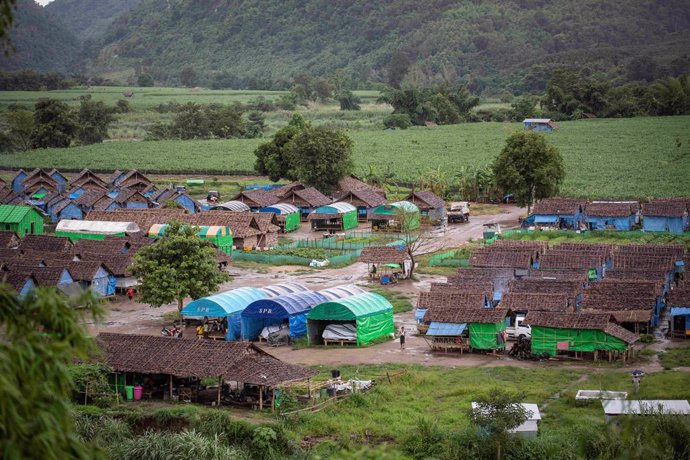 Archivo - Campamento de refugiados karen en la frontera entre Birmania y Tailandia en Mae Sot