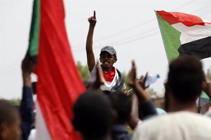 Archivo - Imagen de archivo de protestas en Sudán 