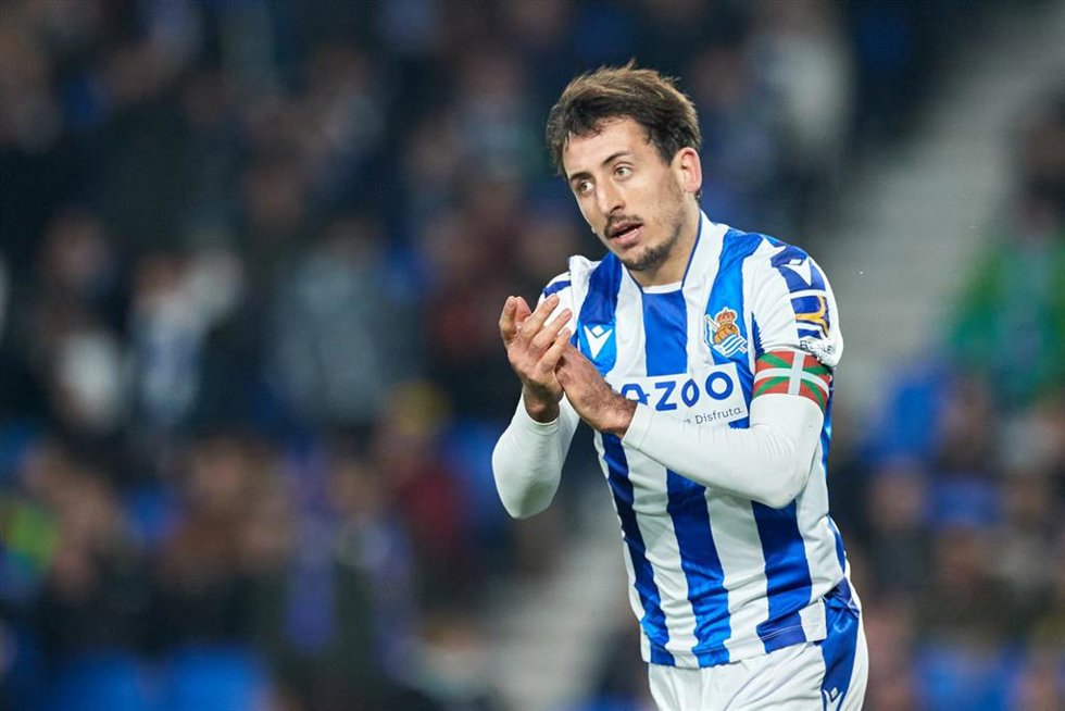 Archivo - Mikel Oyarzabal of Real Sociedad reacts during the LaLiga Santander match between Real Sociedad and Cadiz CF at Reale Arena  on March 3, 2023, in San Sebastian, Spain.