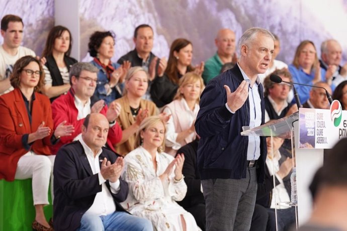 El lehendakari, Iñigo Urkullu, en el Aberri Eguna 2023 en la Plaza Nueva de Bilbao