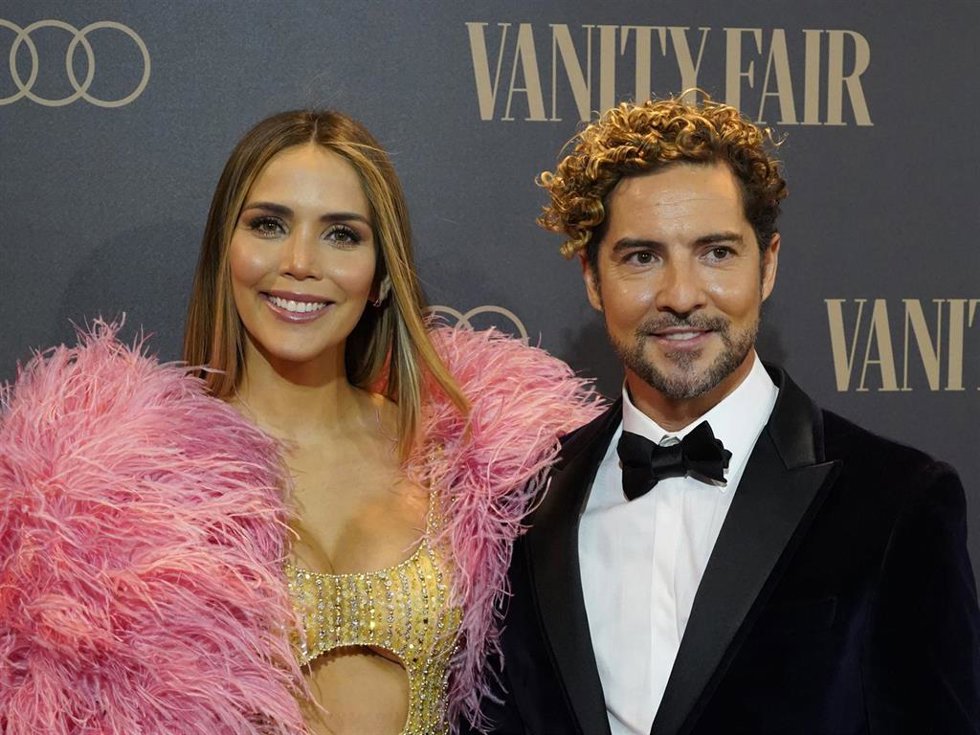 Archivo - David Bisal y Rosanna Zanetti en la gala de entrega del premio Personaje del año Vanity Fair 2021