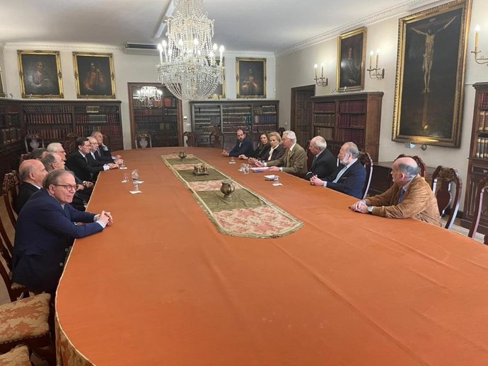 Imagen del acuerdo plenario de aprobación de la cátedra