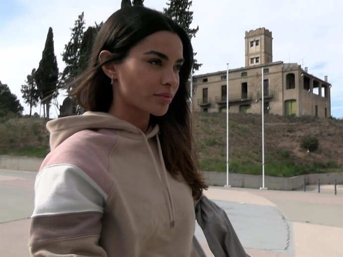 JOANA SANZ VISITA A DANI ALVES EN PRISIÓN