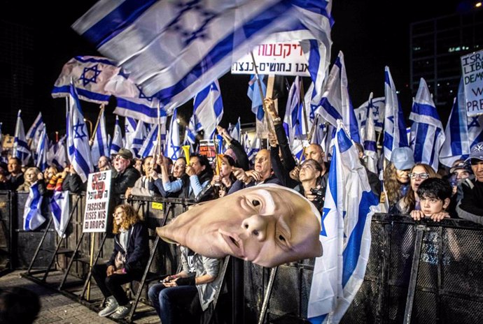 Archivo - Manifestación contra el primer ministro isarelí, Benjamin Netanyahu