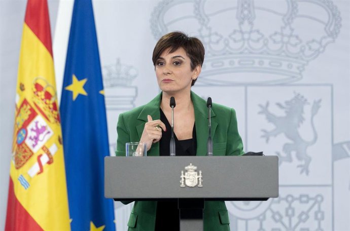 Archivo - La ministra Portavoz, Isabel Rodríguez, en una rueda de prensa tras la reunión del presidente del Gobierno con el presidente del PP, en La Moncloa, a 7 de abril de 2022, en Madrid (España).