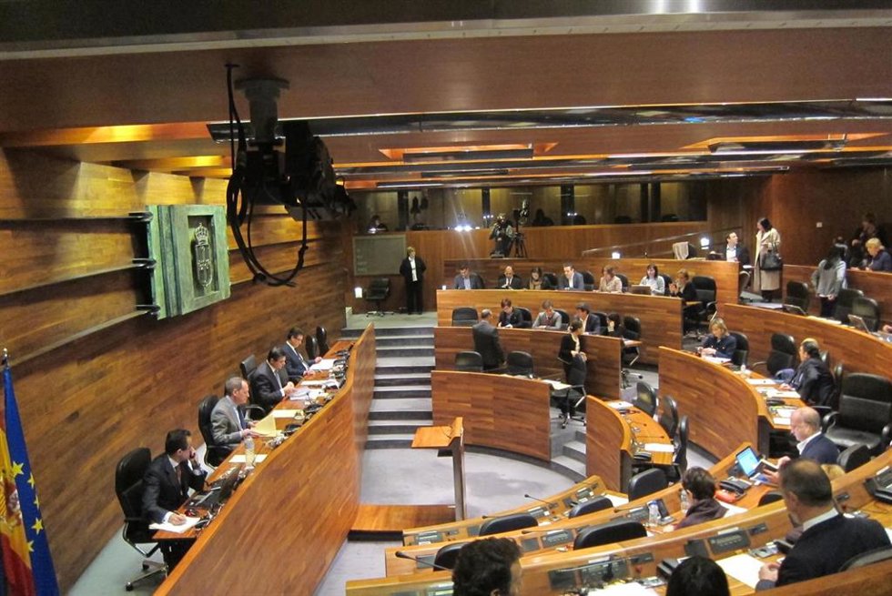 Archivo - Pleno de la Junta General