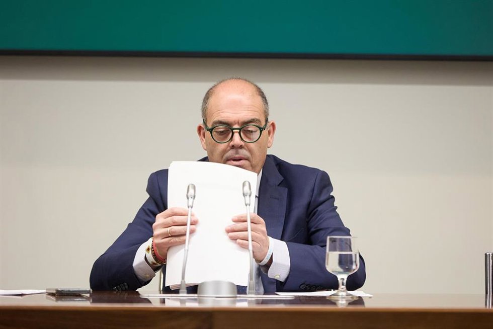 El presidente de la Federación Nacional de Asociaciones de Trabajadores Autónomos (ATA), Lorenzo Amor, presenta los principales datos del XVII Barómetro de ATA en el Edificio CEOE, a 10 de abril de 2023, en Madrid (España). 