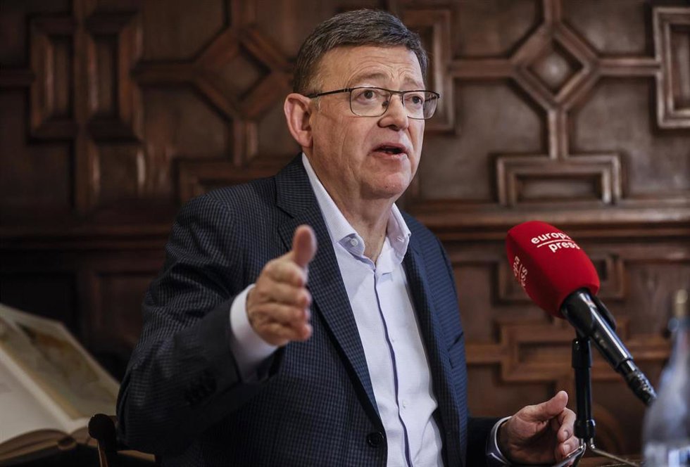 El presidente de la Generalitat Valenciana, Ximo Puig, durante una entrevista para Europa Press