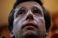 Almeida ya estudia con Ayuso la confección de su lista al 28M, no da nombres y pide "no hacer hipótesis"