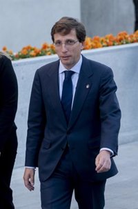 Almeida asegura que el exgerente de EMT fichado por Maestre dejó "un desastre de gestión"