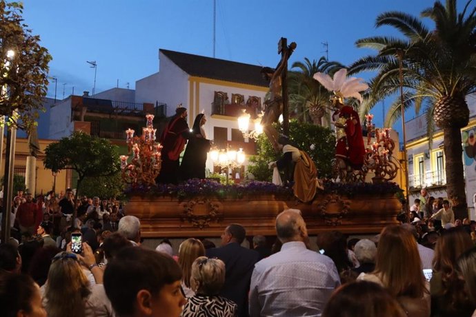 Alcalá de Guadaíra señala el "perfecto funcionamiento" del Plan Varal en una "multitudinaria" Semana Santa