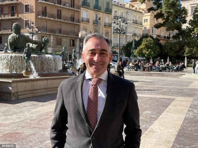 El director de campaña del PPCV, Miguel Barrachina